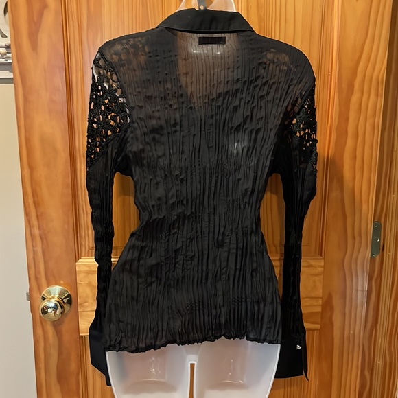 Kaelyn-Max Blouse - Picture 5 of 12